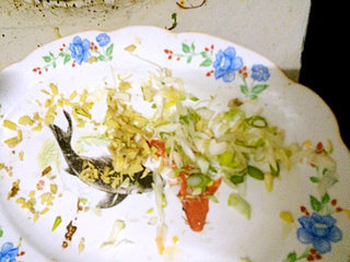 老东北锅包肉,准备好葱<a style='color:red;display:inline-block;' href='/shicai/ 37'>姜</a>蒜!切成末