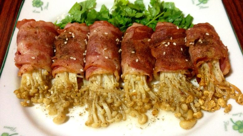 培根金针菇卷