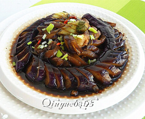 地方菜 客家烧汁茄子,OK装盘吧。