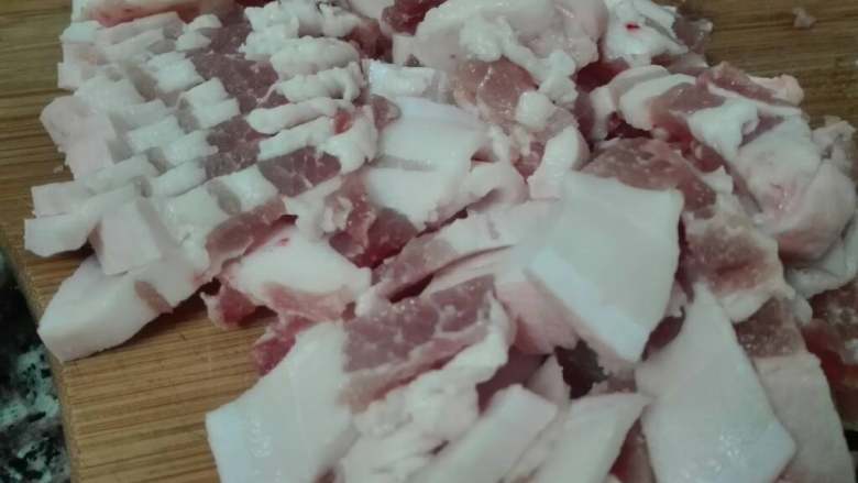 蒜香五花肉,厚度越薄越好