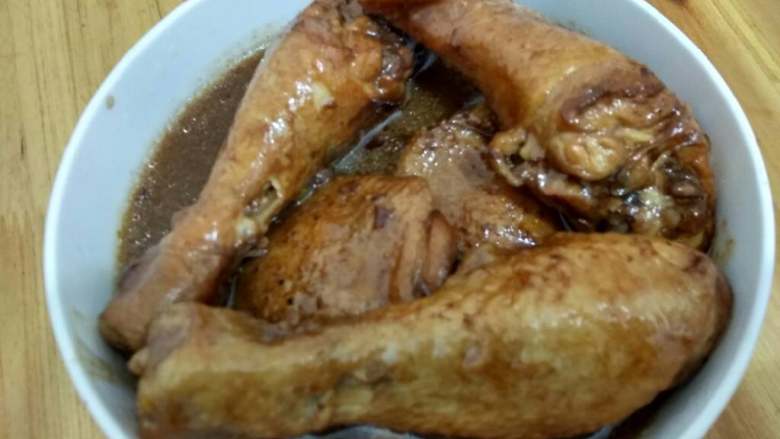 生抽卤鸡腿