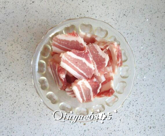 地方菜 东北酸菜白肉,猪肉切片