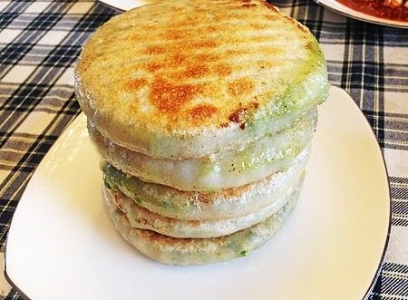 韭菜虾皮鸡蛋馅饼