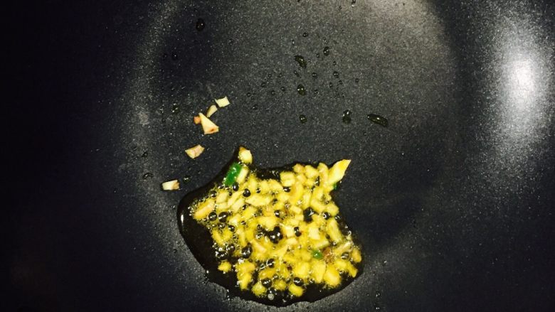 好好ci牌 —腊肠焖饭,爆炒姜沫沫~