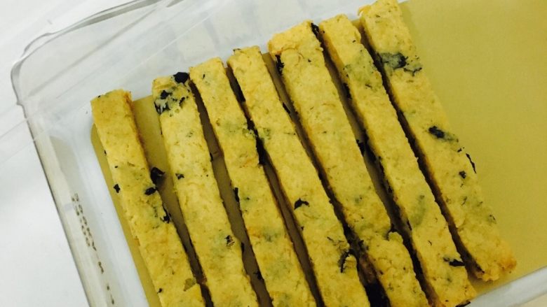 肉松紫菜饼干条