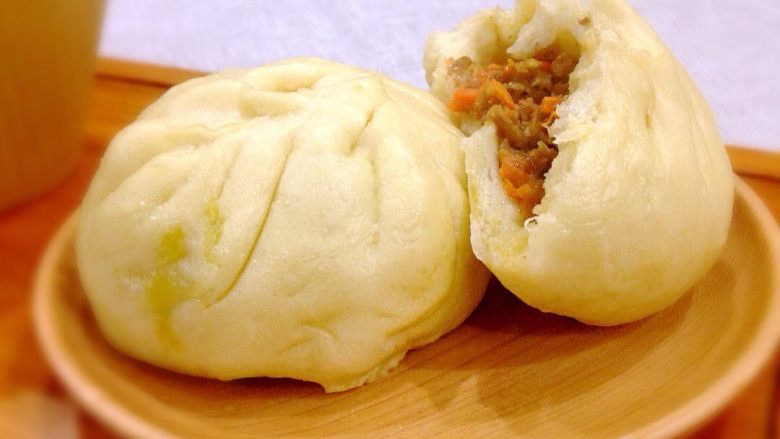 胡萝卜牛肉包子