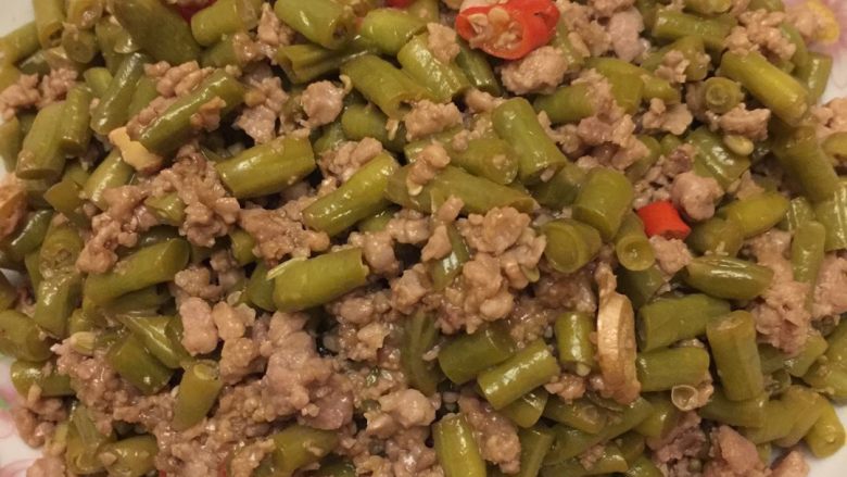 酸豆角炒肉末