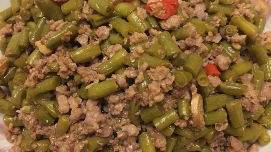 酸豆角炒肉末