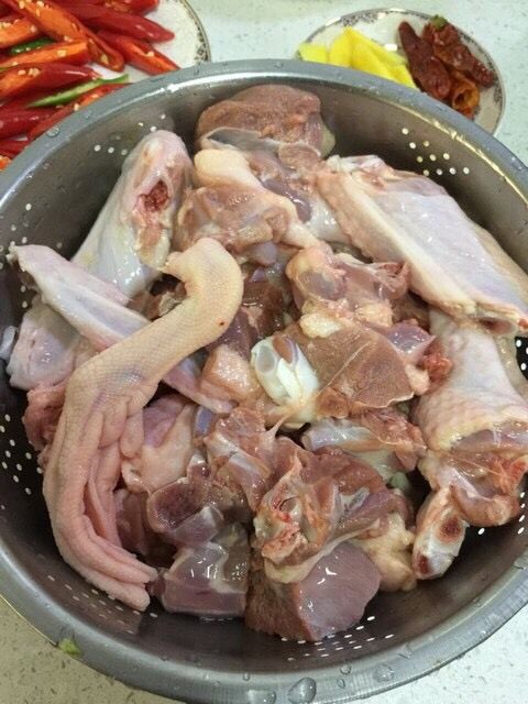 #地方菜#嘉兴的春笋焖鸭,鸭肉斩件