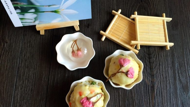 #农品堂亚麻籽油试吃#芝士樱花饭团,美味的芝士樱花饭团,好吃好看
满满的幸福感