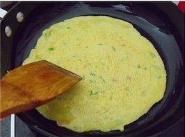 杂粮煎饼,翻身煎熟,喜欢脆脆的,就煎金黄