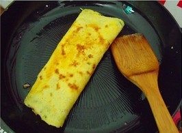 杂粮煎饼,卷上煎焦焦的,就好了