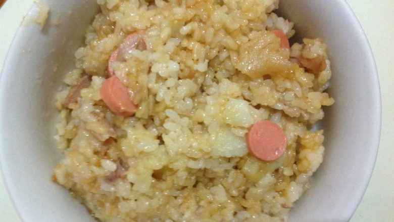 腊肉土豆火腿饭