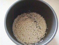 五花肉豆角焖饭,