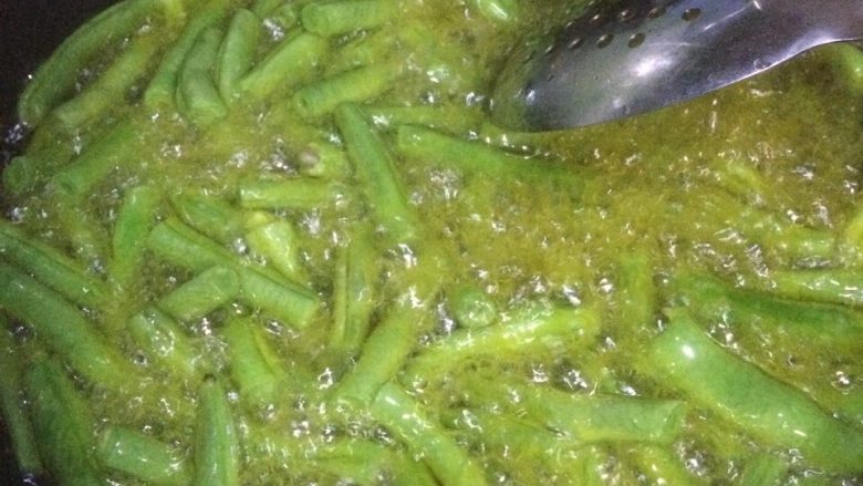 干煸豆角,油炸