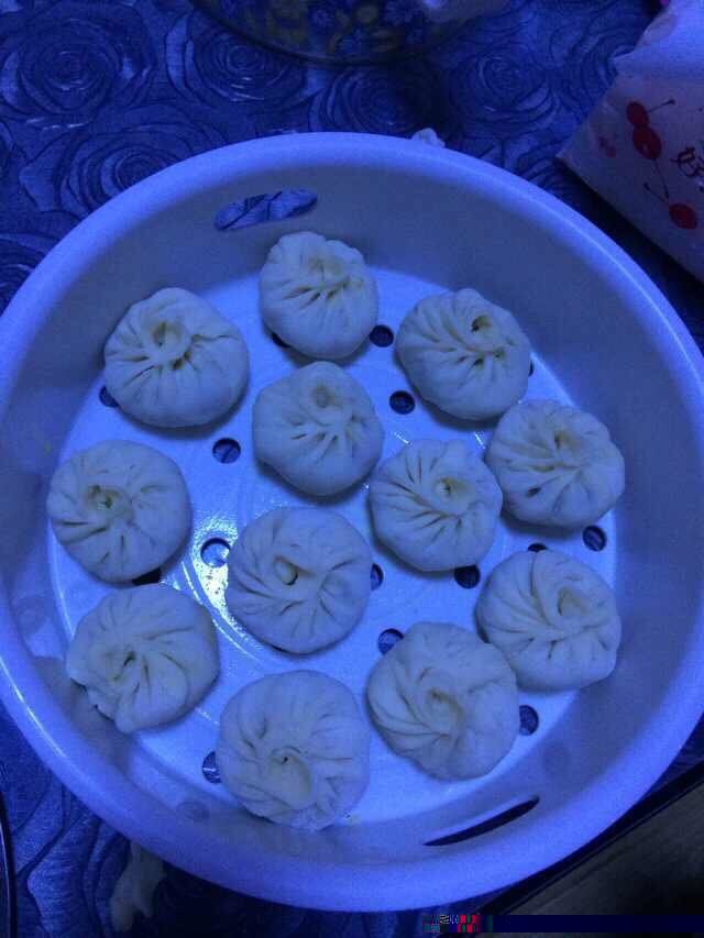 猪肉葱花迷你小笼包