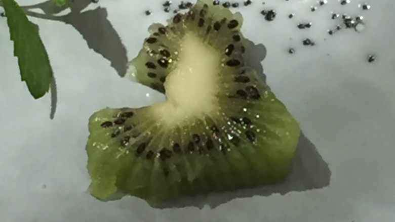 #春日烘焙教室# 草莓塔,心形猕猴桃