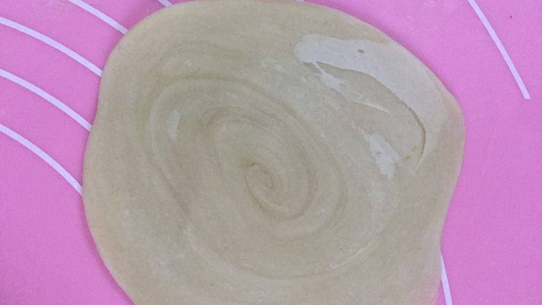 蛋黄酥,擀皮