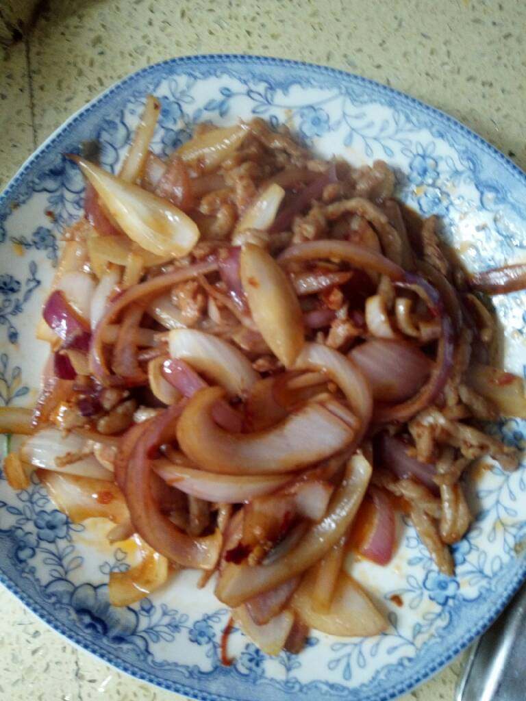 洋葱炒肉丝