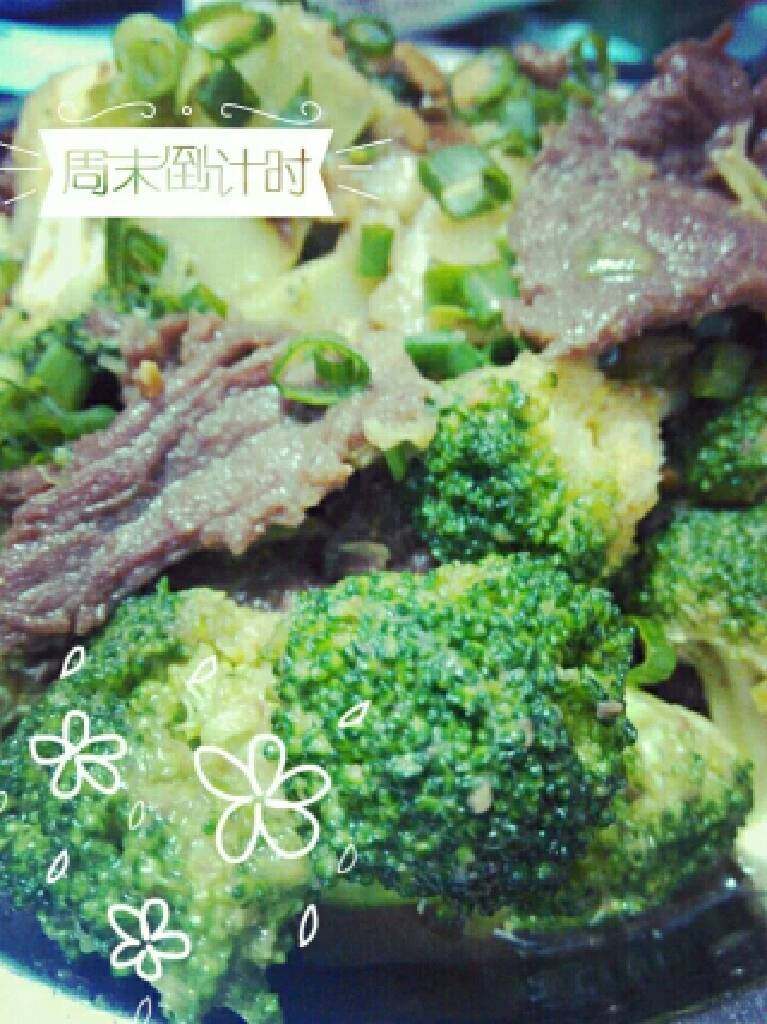 西蓝花炒牛肉