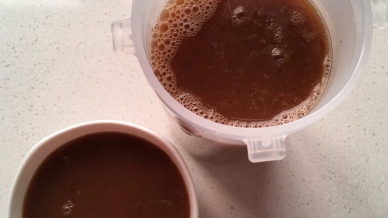 红枣汁,按煮豆浆键即可