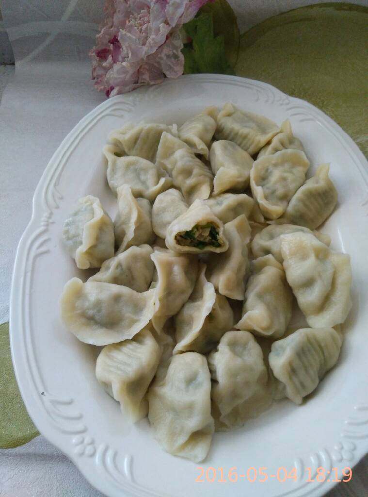 刘记:翡翠槐花馅饺子,白白胖胖的的饺子出锅喽