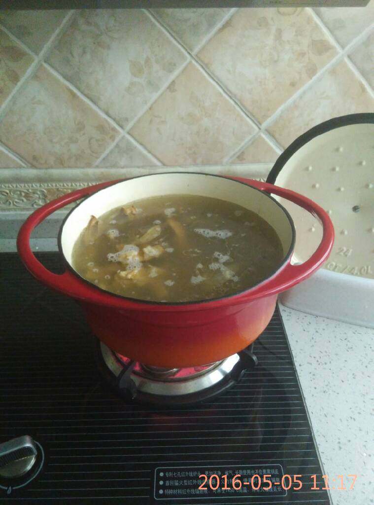 #刘记:三鲜汤饺子#,烧好的高烫,待用