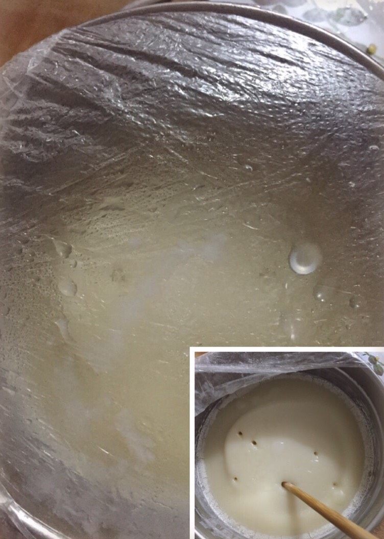 榴莲,芒果糯米糍,用筷子扎下无液体流出即可出锅,出锅后盖回保鲜膜放凉至不烫手
