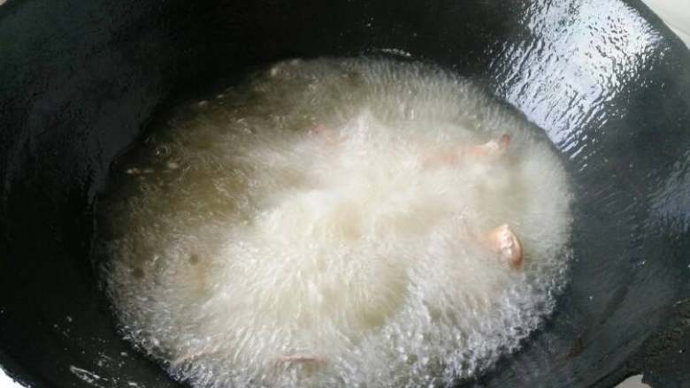 香辣蟹,下油锅