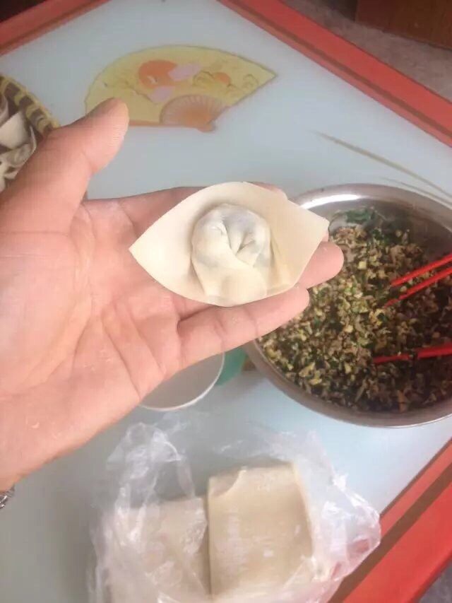 香菇猪肉韭菜饺子,俺的包的饺子很不错吧