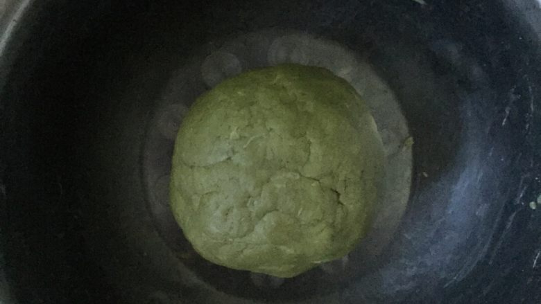 抹茶酥,酥油皮和起 静置一会