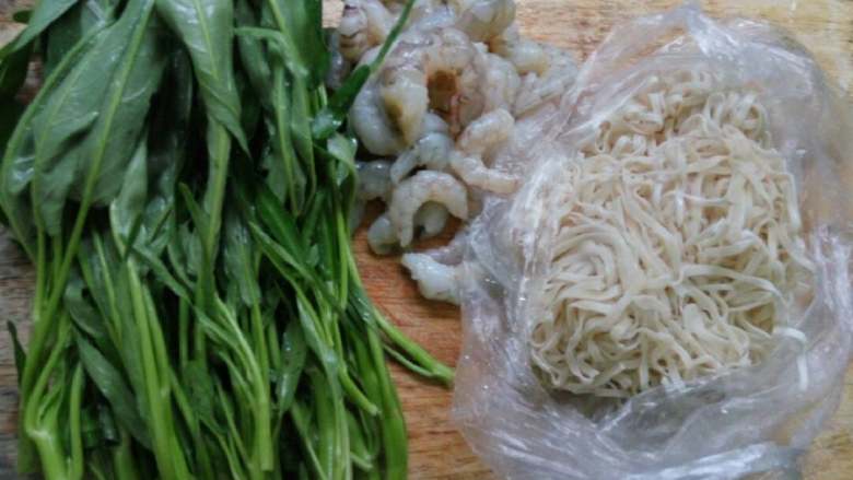 空心菜炒面,全部材料