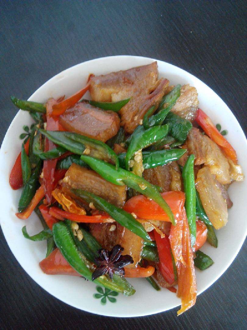 双椒腊肉