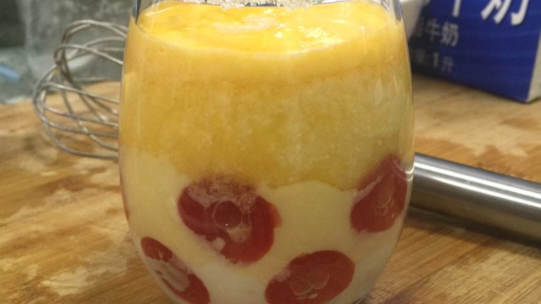 🍹夏·思慕雪杯Smoothies,倒入杯中