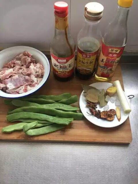 红烧排骨豆角,材料