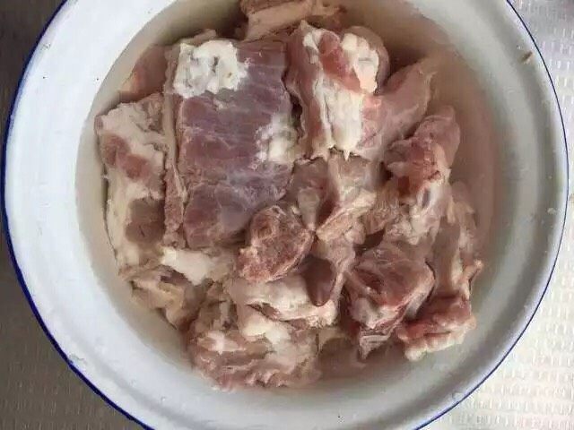 红烧排骨豆角,排骨泡掉血水