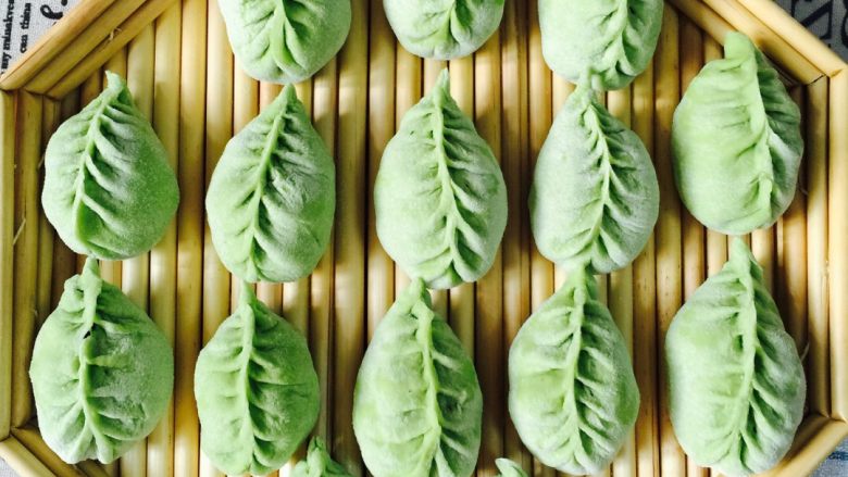 翡翠野菜素饺子#王氏私房菜#,我今天包的是花样饺子,这是柳叶饺子