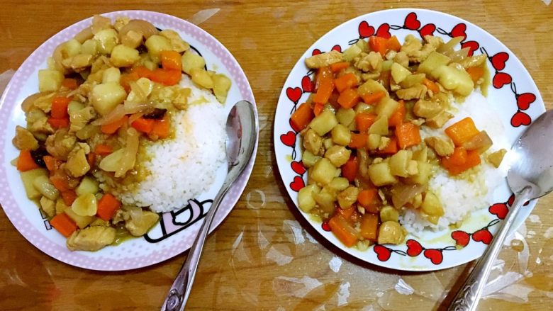 咖喱鸡肉饭