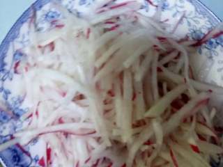 凉拌红皮萝卜丝- 凉拌红皮萝卜丝做法、功效、食材- 网上厨房