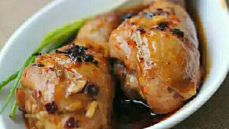 豆豉酱蒸鸡腿