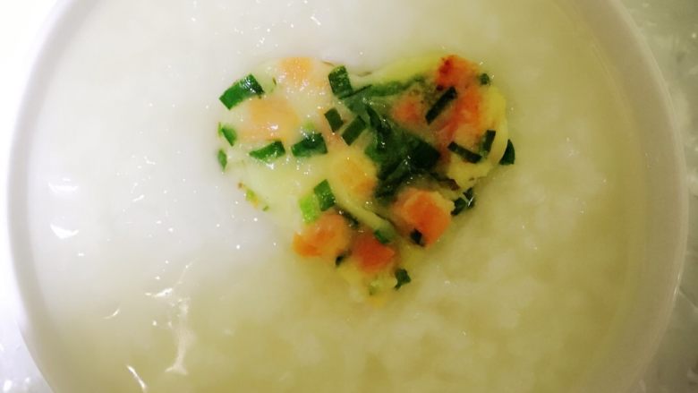 胡萝卜玉米韭菜饼,搭配米粥,完美!