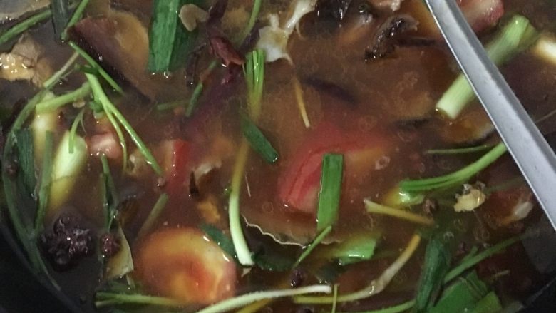 腊肉香肠火锅
