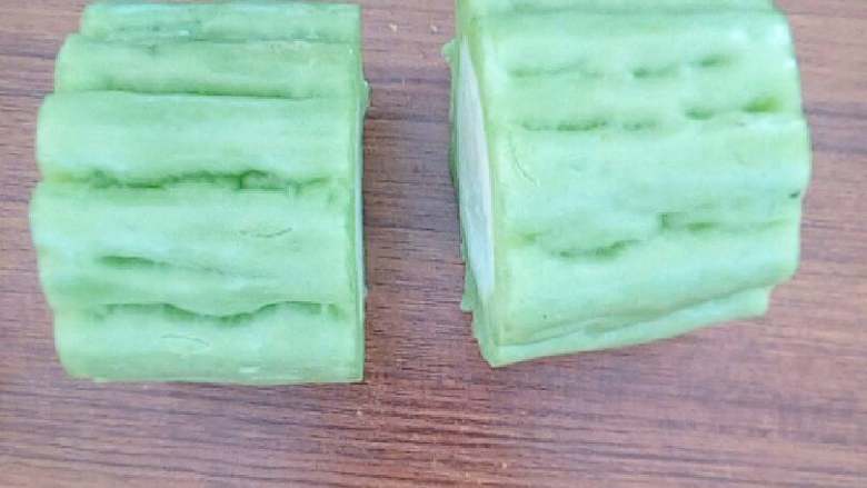 苦瓜包肉,切好了