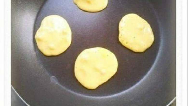 香蕉小饼,小火,无油,慢煎