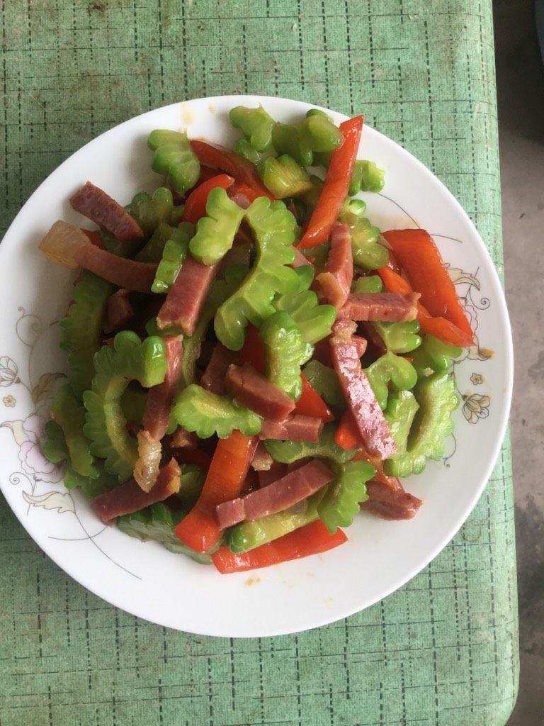 苦瓜爆火腿