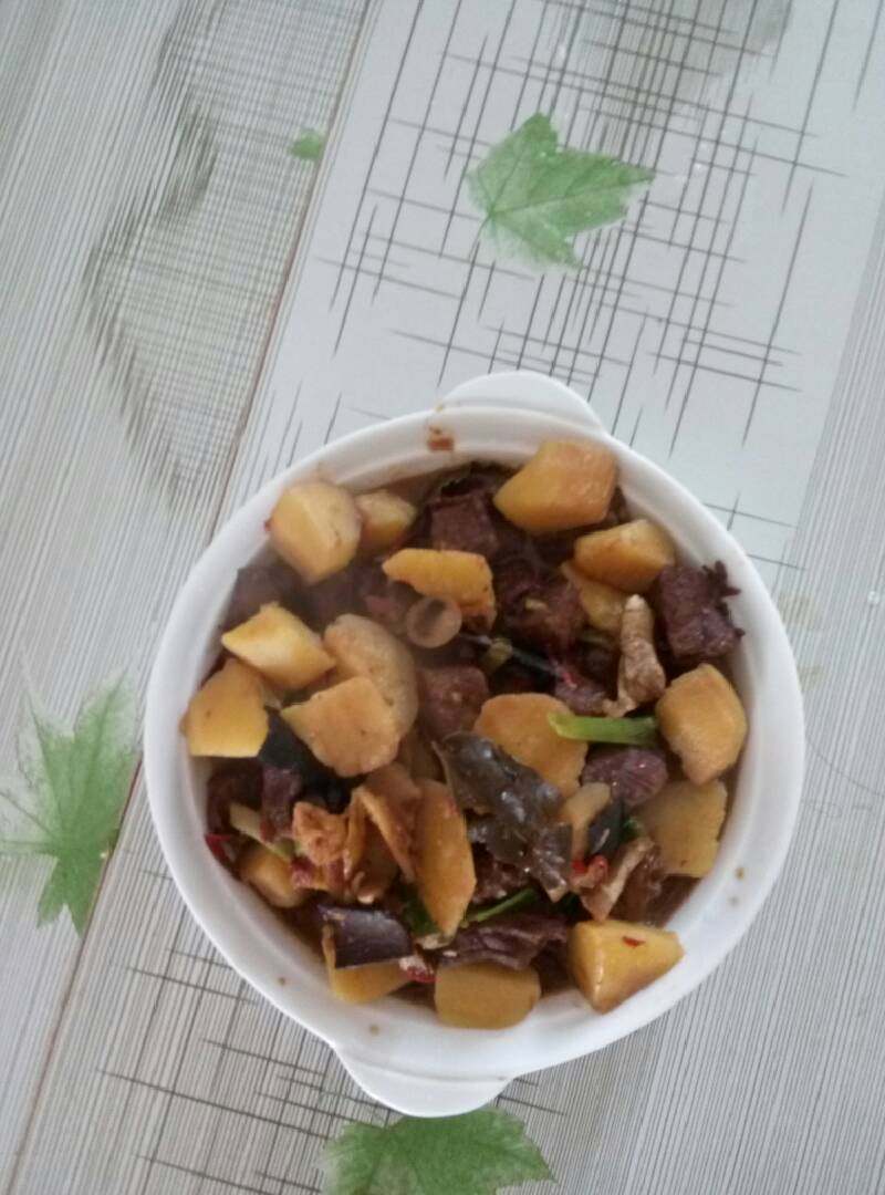 土豆烧牛肉