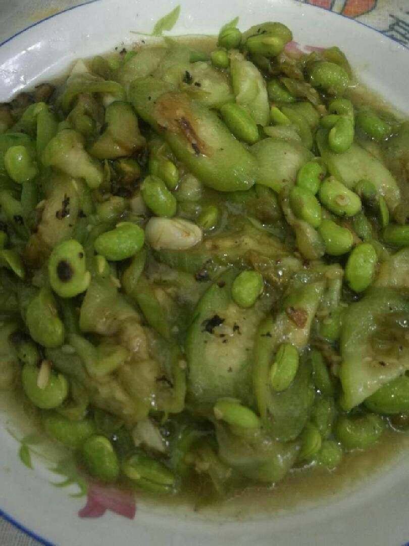 丝瓜炒毛豆