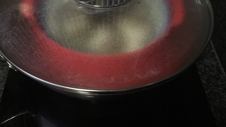 酒酿蒸虾,上汽后蒸六分钟