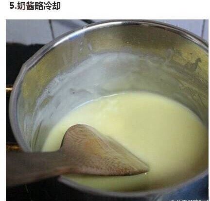 自制北海道手工奶糖(含糖量及少),奶酱制作好,等待冷却