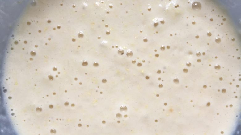 白菜豆腐饼,放搅拌机中搅拌成糊状